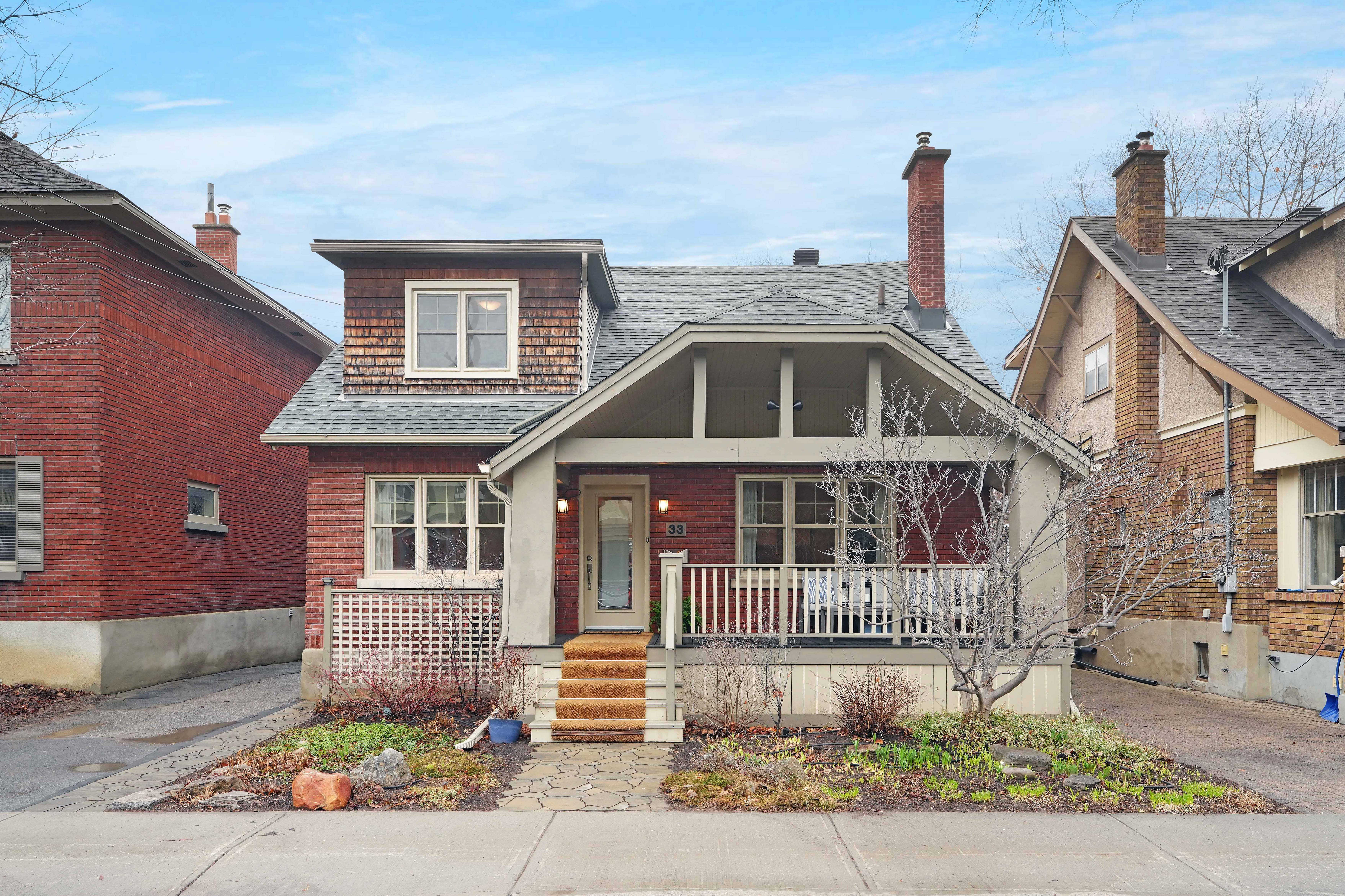 002-33Ossington-1 002-33Ossington-1